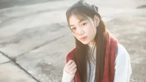 商场展车小孩撞店